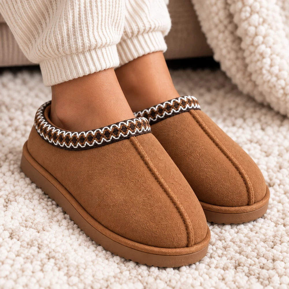 Women's Cozy Platform Mini Boots – Fleece-Lined Slip-On Slippers